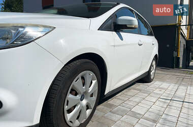 Универсал Ford Focus 2011 в 