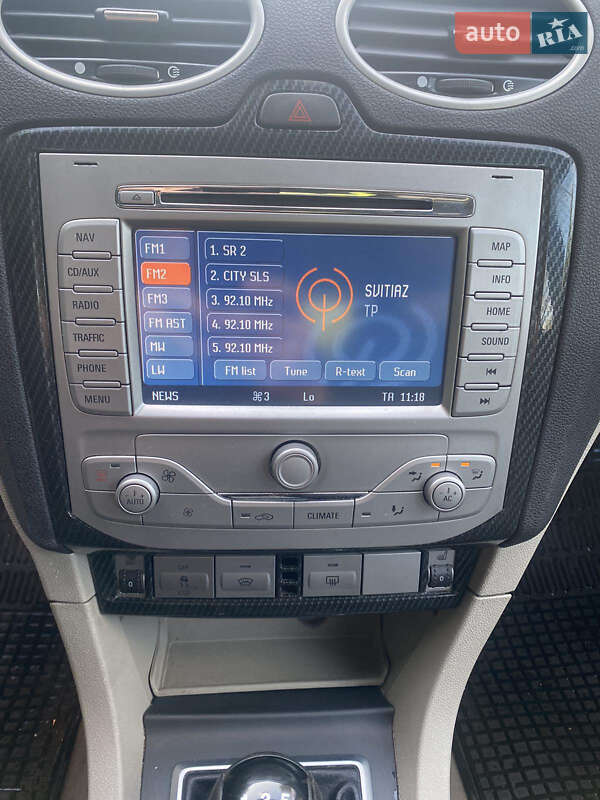 Хэтчбек Ford Focus 2006 в Ровно