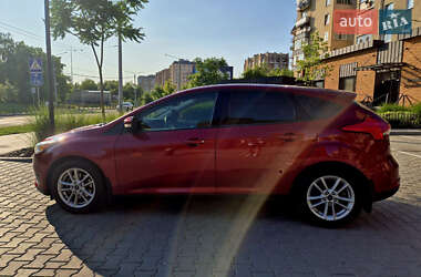 Хэтчбек Ford Focus 2015 в 