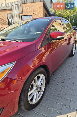 Хэтчбек Ford Focus 2015 в 