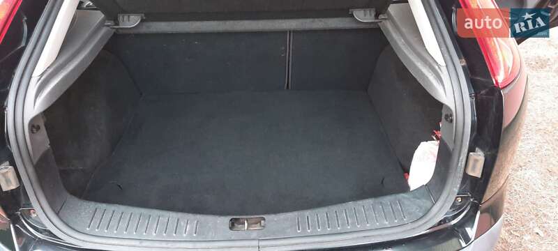 Хэтчбек Ford Focus 2006 в Ровно