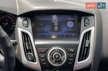 Универсал Ford Focus 2011 в 