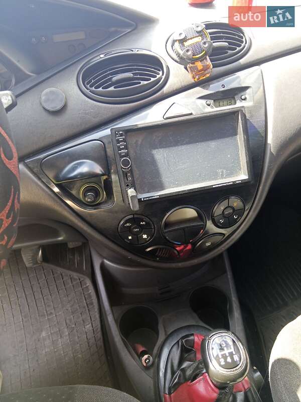 Седан Ford Focus 2003 в Сельце фото 12 Седан Ford Focus 2003 в Сельце