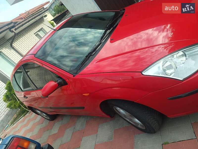 Хэтчбек Ford Focus 2004 в Житомире