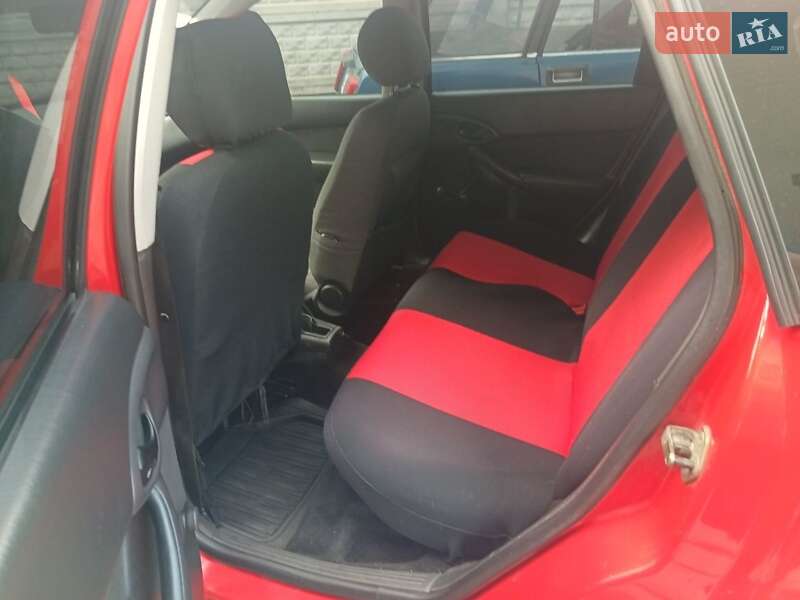 Хэтчбек Ford Focus 2004 в Житомире