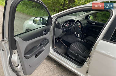 Универсал Ford Focus 2010 в 