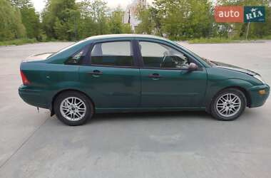Седан Ford Focus 2000 в 