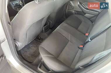 Седан Ford Focus 2016 в 