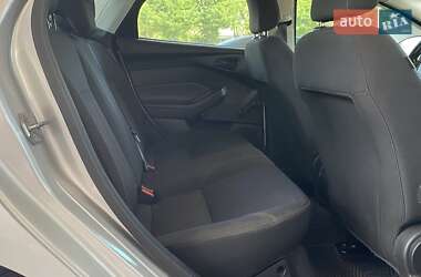 Седан Ford Focus 2016 в 