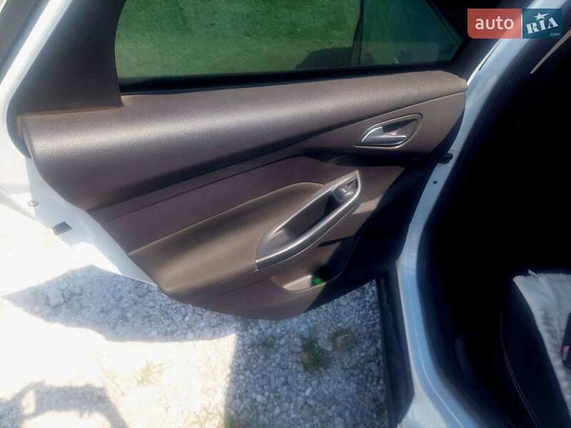 Седан Ford Focus 2011 в Павлограде