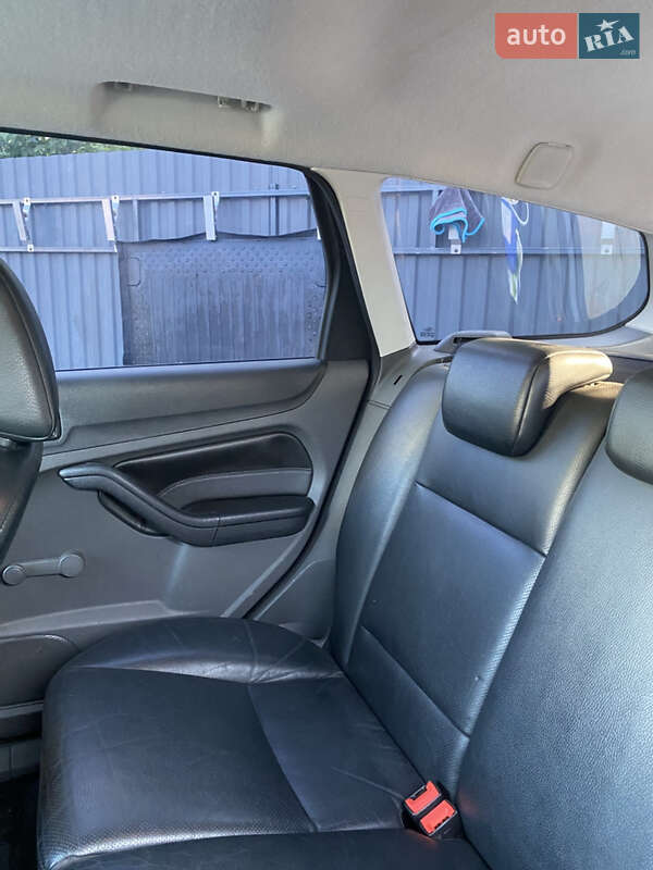 Универсал Ford Focus 2005 в Каменец-Подольском фото 17 Универсал Ford Focus 2005 в Каменец-Подольском
