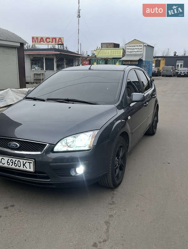 Хэтчбек Ford Focus 2005 в Днепре