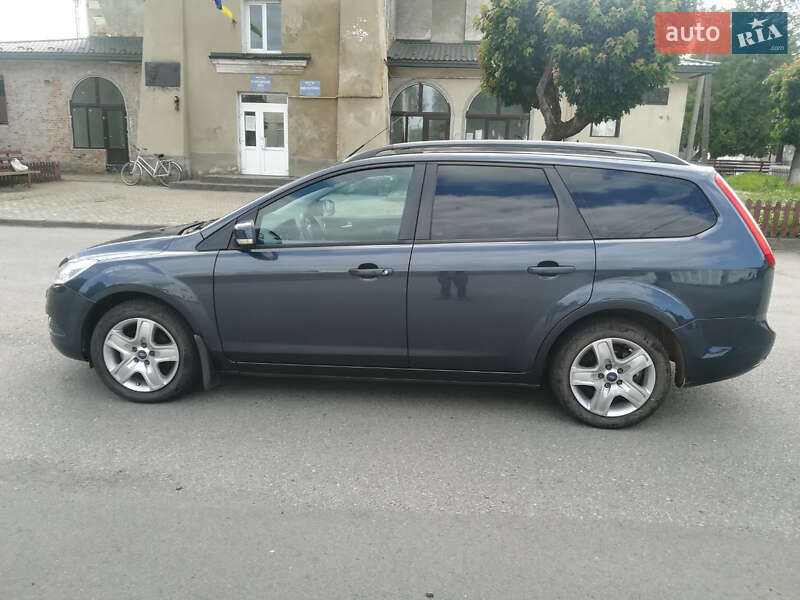 Универсал Ford Focus 2010 в Львове