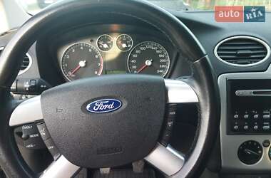Универсал Ford Focus 2004 в 