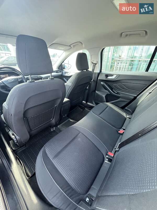 Универсал Ford Focus 2019 в Киеве фото 9 Универсал Ford Focus 2019 в Киеве
