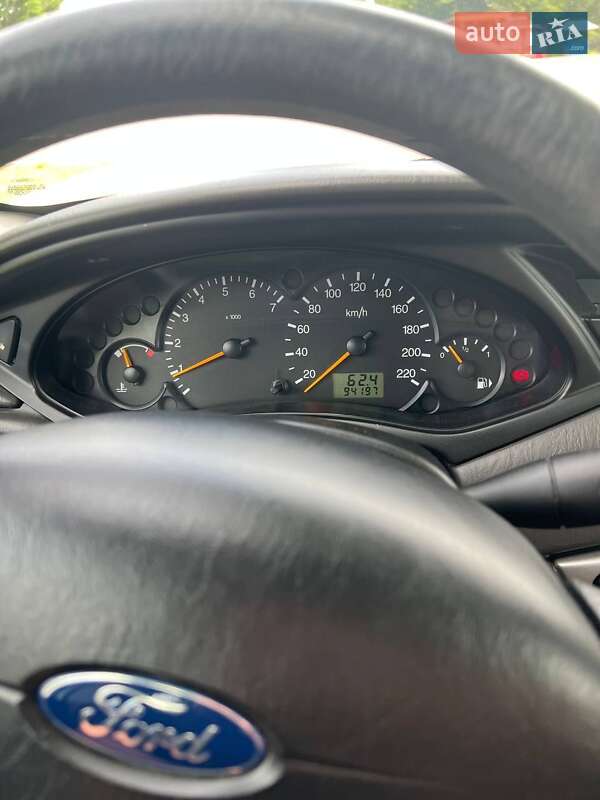 Универсал Ford Focus 2004 в Ровно