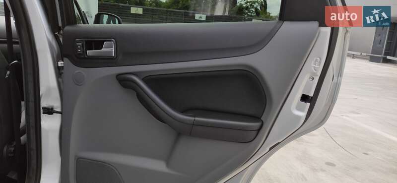 Универсал Ford Focus 2008 в Киеве