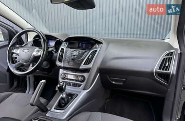 Универсал Ford Focus 2013 в 