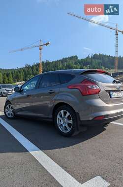 Хэтчбек Ford Focus 2014 в 