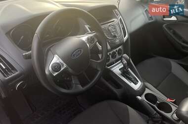 Седан Ford Focus 2014 в 