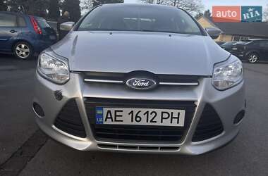 Седан Ford Focus 2014 в 