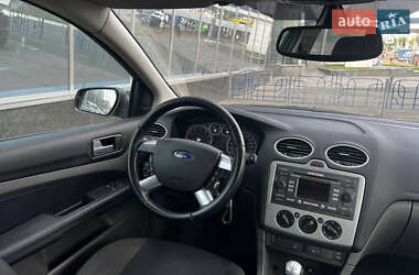 Хэтчбек Ford Focus 2007 в 