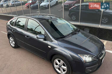 Хэтчбек Ford Focus 2007 в 