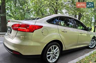 Седан Ford Focus 2017 в 