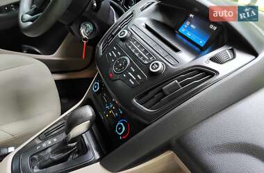 Седан Ford Focus 2017 в 