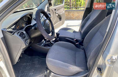 Универсал Ford Focus 2003 в 