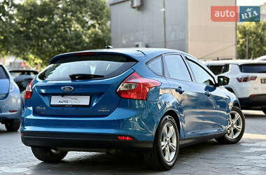 Хэтчбек Ford Focus 2014 в 