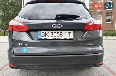 Универсал Ford Focus 2011 в 