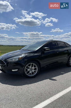 Седан Ford Focus 2015 в 