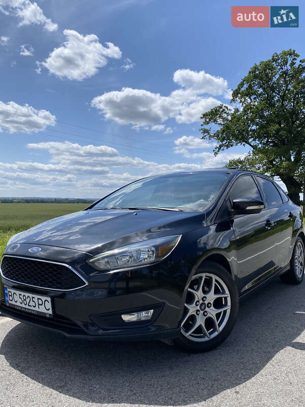 Седан Ford Focus 2015 в 