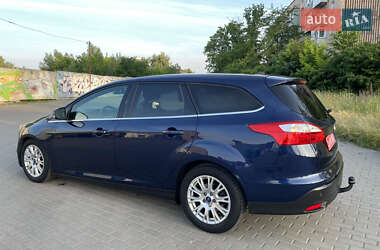 Универсал Ford Focus 2012 в 