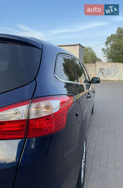 Универсал Ford Focus 2012 в 