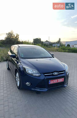 Универсал Ford Focus 2012 в 
