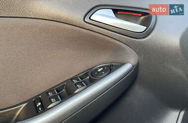 Универсал Ford Focus 2012 в 