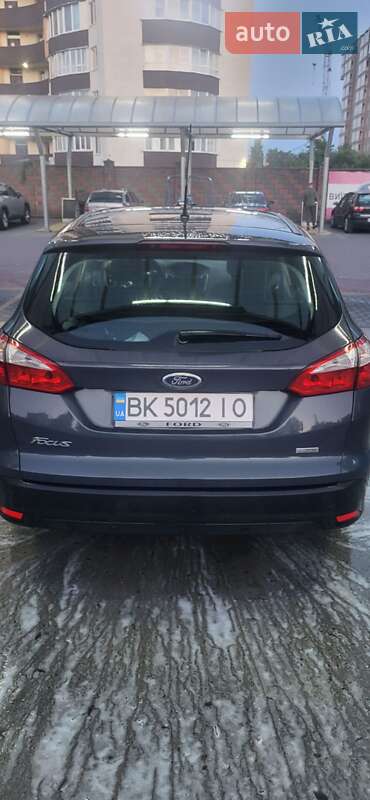 Универсал Ford Focus 2012 в Ровно фото 3 Универсал Ford Focus 2012 в Ровно