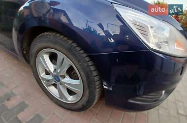 Универсал Ford Focus 2010 в 