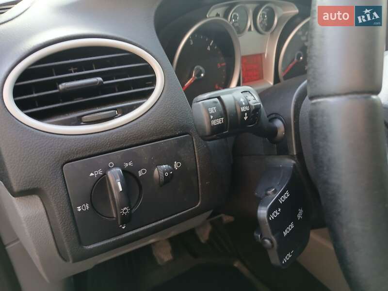 Универсал Ford Focus 2010 в Луцке