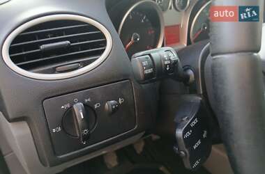 Универсал Ford Focus 2010 в 