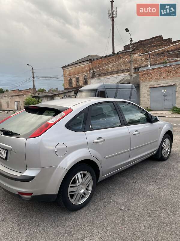 Хэтчбек Ford Focus 2004 в Чернигове