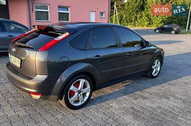 Хэтчбек Ford Focus 2006 в 