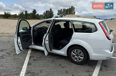 Универсал Ford Focus 2009 в 