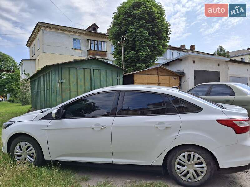 Седан Ford Focus 2013 в Шептицькому фото 16 Седан Ford Focus 2013 в Шептицькому