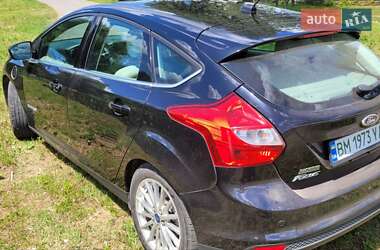 Хетчбек Ford Focus 2013 в 