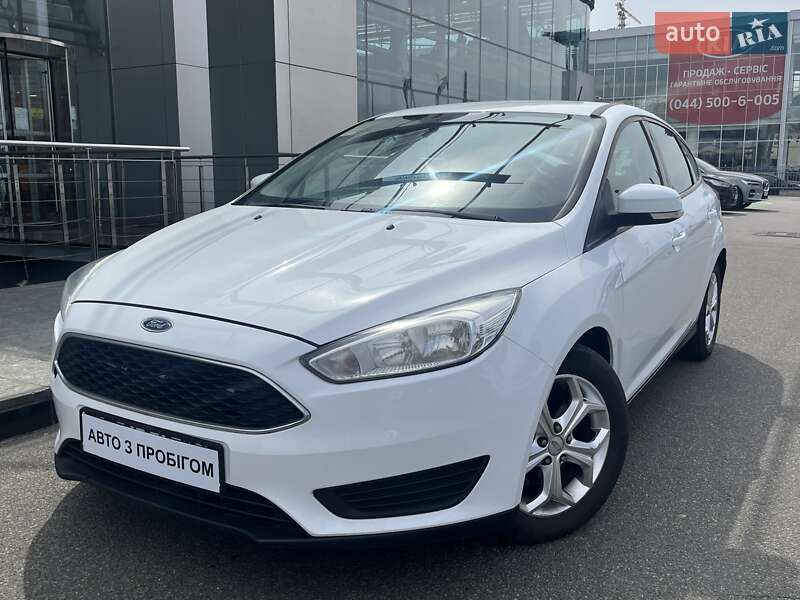 Хэтчбек Ford Focus 2017 в 