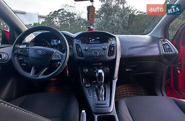Хэтчбек Ford Focus 2016 в 