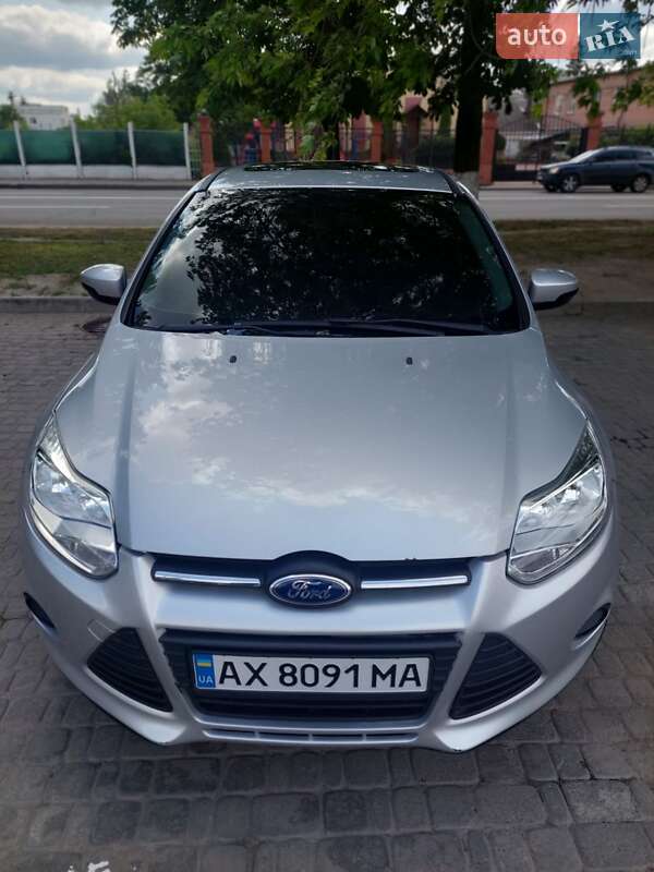 Седан Ford Focus 2013 в 